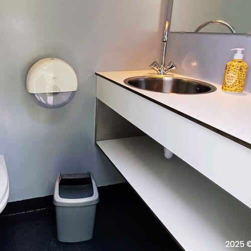 Foto: Het sanitair is gewoon okee