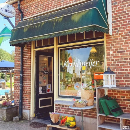 Foto: Kerkemeijer, superleuk winkeltje gerund door vrijwilligers