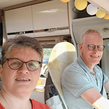 Foto: De onderweg-selfie op de heenweg als John rijdt