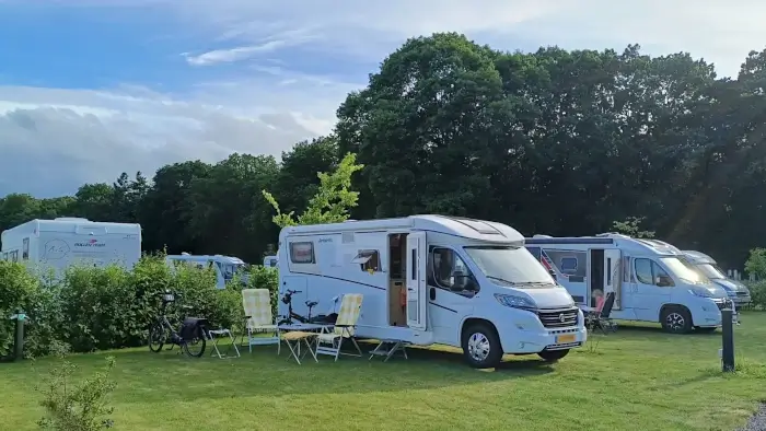 Camperplaats de Zandberg Camperplaats de Zandberg