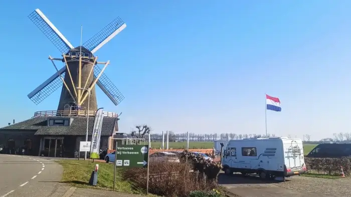 Vertoeven bij Verhoeven Vertoeven bij Verhoeven